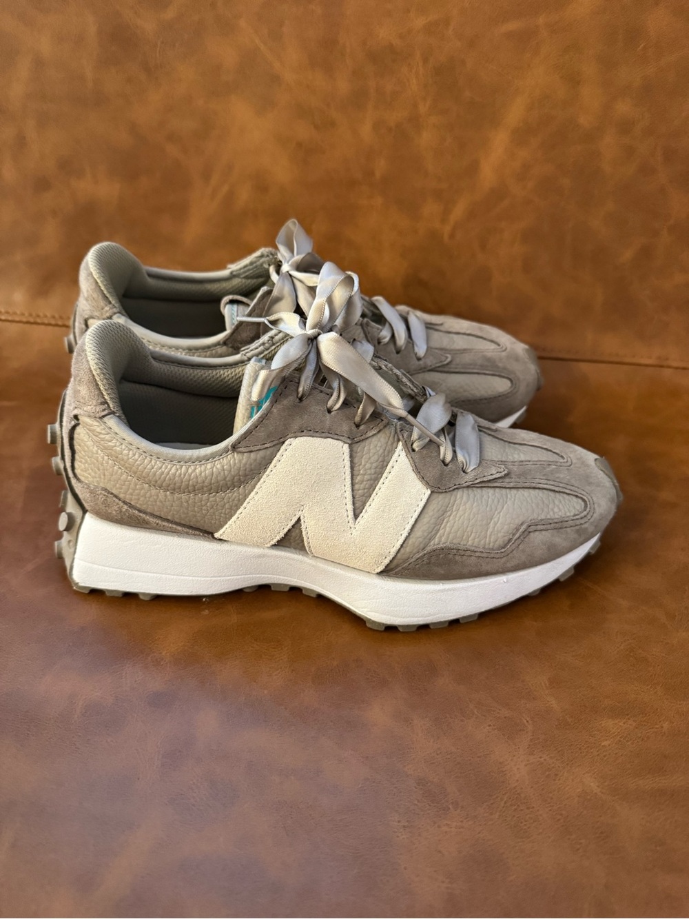 New Balance Women's Leather Taupe & Cream 327